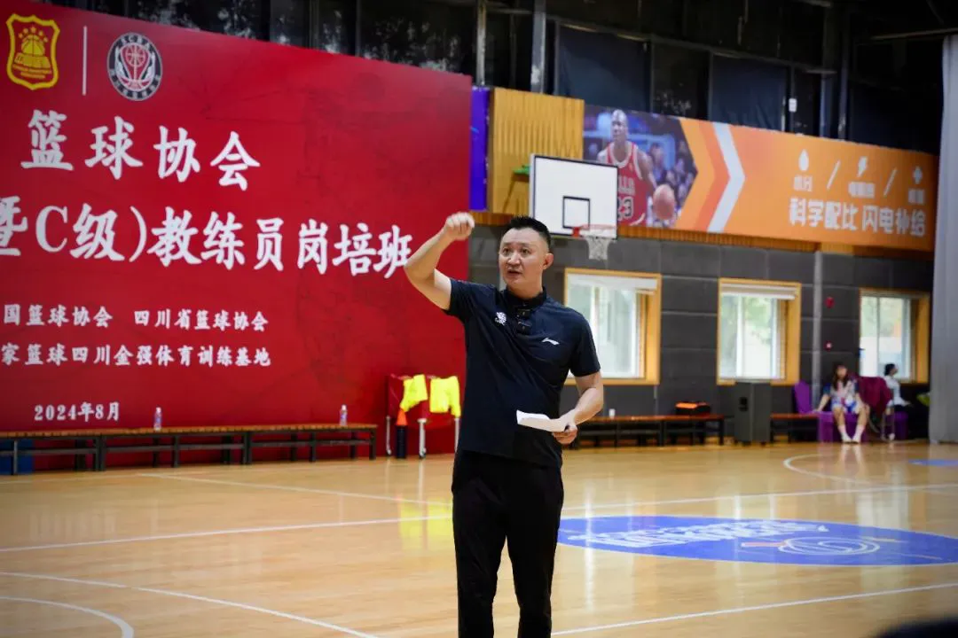 青少年篮球运动员应该如何进行力量训练?_2